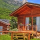 https://www.bikershotel.it/images/hotel/I3751/I3751_20230621120640_laghi_di_lamar_trentino_camping_village_dolomiti_sistemazioni_chalet_02.jpg