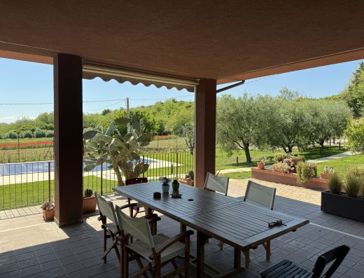 LA CASA DELLE FRAGOLE
